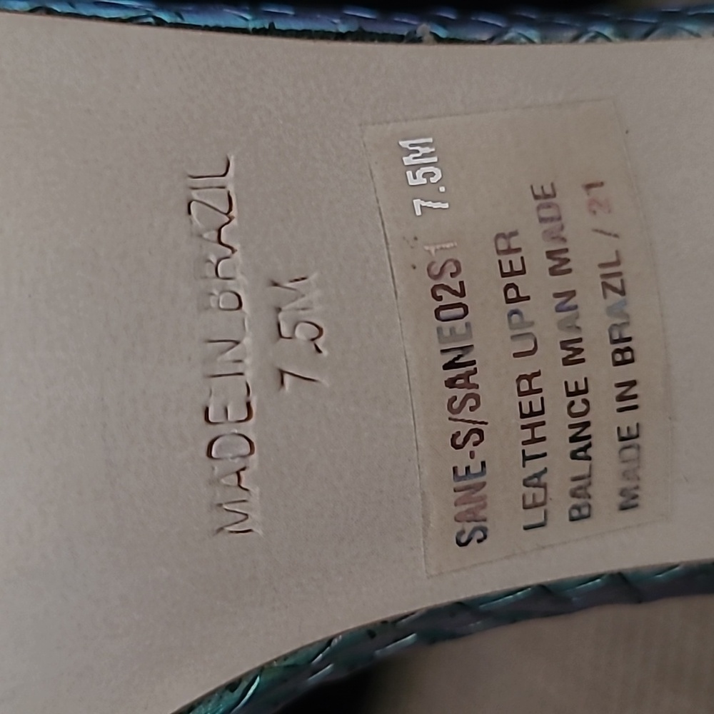 STEVE MADDEN WOMEN'S SANE IRIDESCENT SNAKE PRINT POINTED SANDALS - Picture 11 of 11